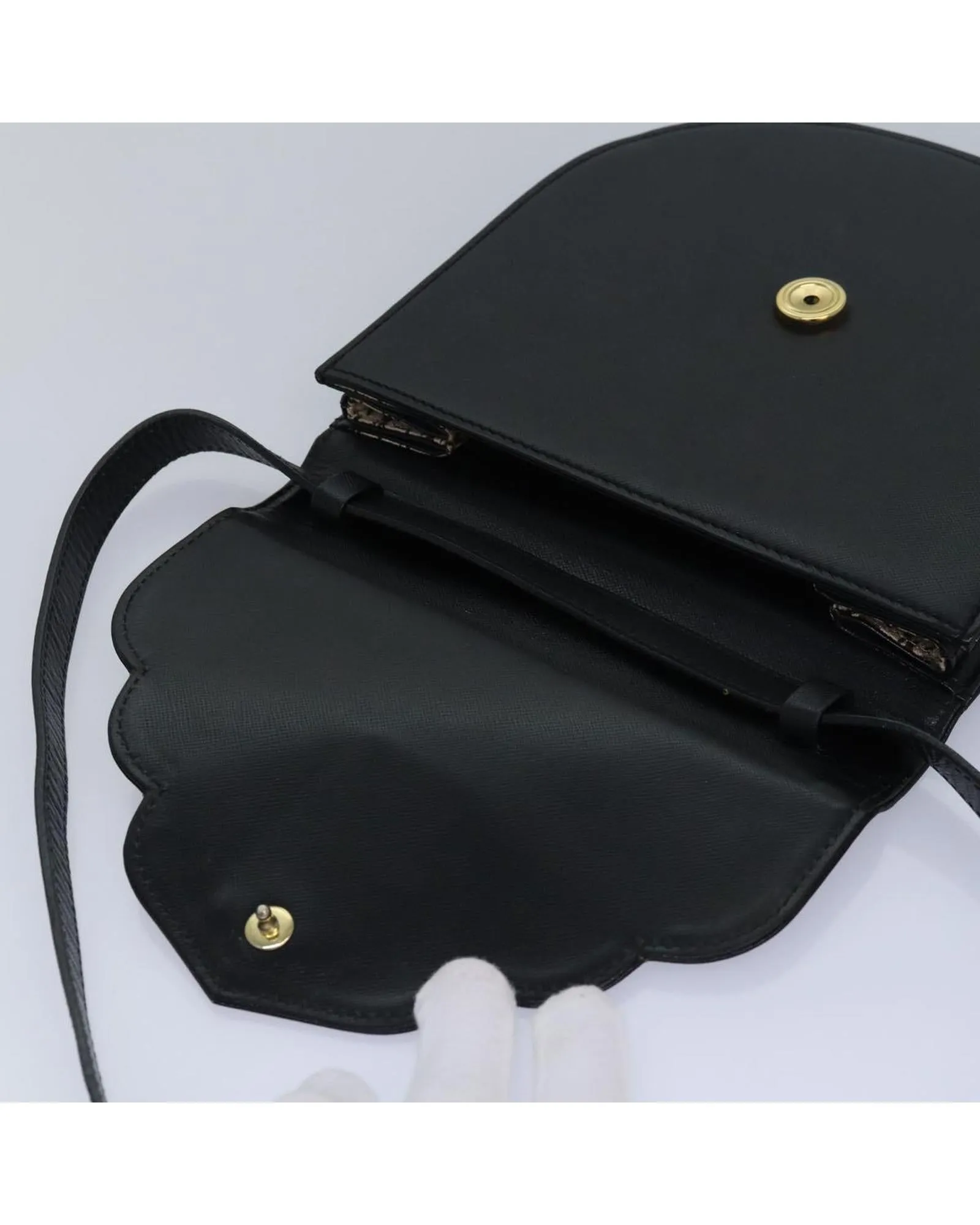 Leather Shoulder Bag with Chain Strap and Flap Closure